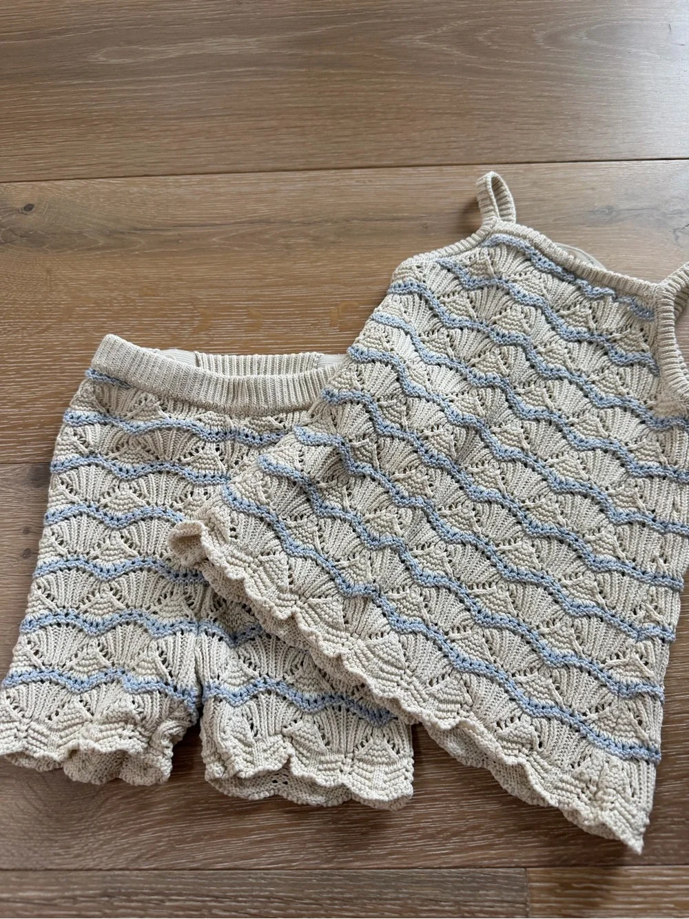 H&M Adorables Cream & blue Crochet/knit set